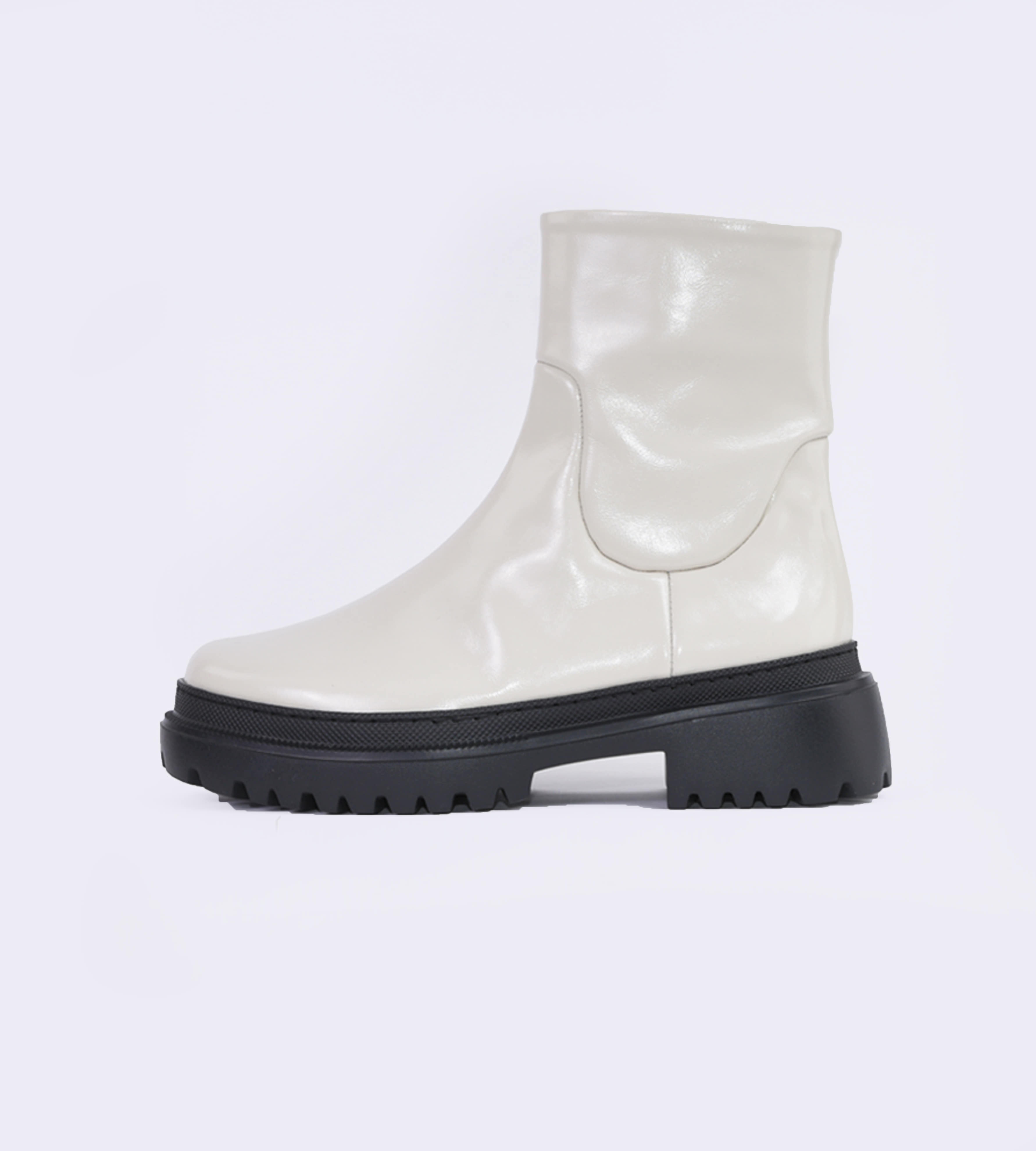 Vito Ankle Boots